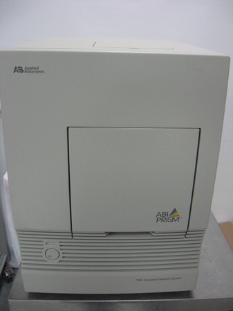 Laboratory Equipment Analyzers AB Applied Biosystems DNA Sequencing Analyzer