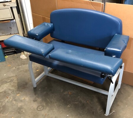 Patient Handling Chairs Phlebotomy Chair (Blue)