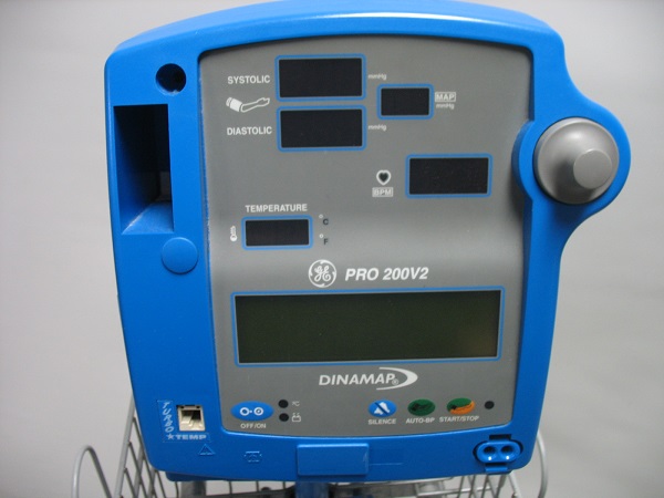 Dinamap Pro 200V2 Vital Signs Monitor