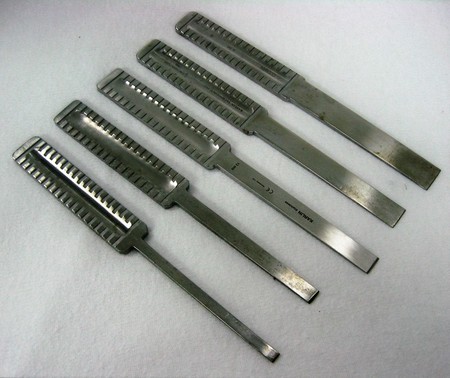 Codman Karlin Straight Stiletto Osteotome Set