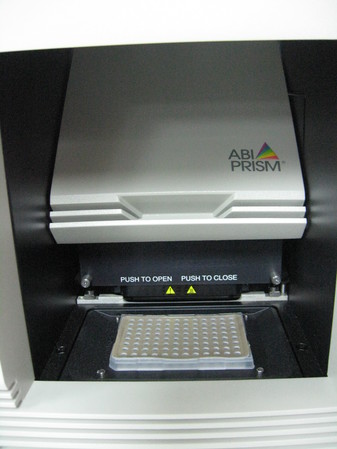 AB Applied Biosystems DNA Sequencing Analyzer