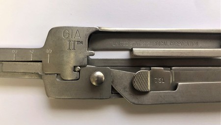 United States Surgical Corporation GIA 2 Surgical Stapler