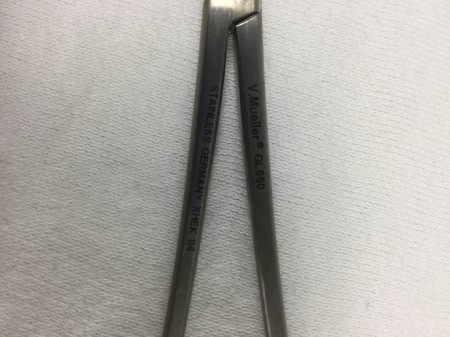 V. Mueller Barrett Uterine Tenaculum Forceps