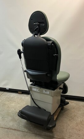 Midmark 630-010 Procedure Chair