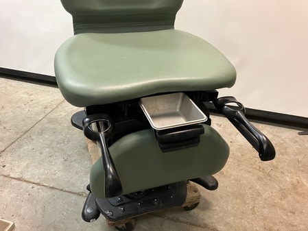 Midmark 630-010 Procedure Chair
