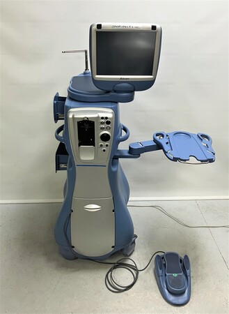 Alcon Infiniti Vision System 