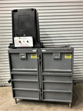 S.P.D. 2205 Vertical Compactor