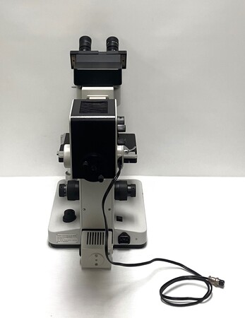 Leitz Dialux 22EB Microscope