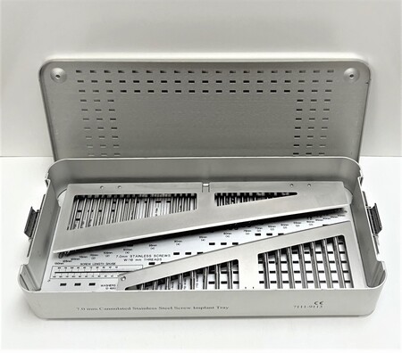 Surgical Instruments  Smith and Nephew Screw Implant Tray