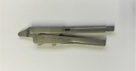 Surgical Instruments Clamps Zimmer, 8503-785, Narrow Nose Shlein Clamp