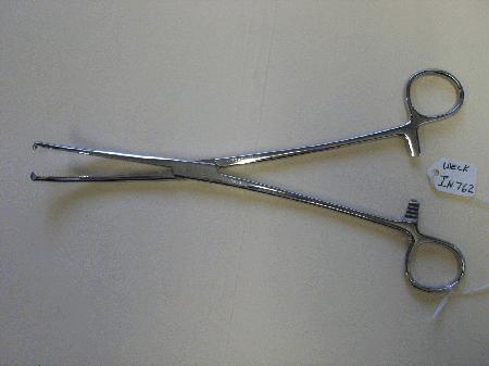 Surgical Instruments Forceps Ochsner Hemostatic Forceps, Curved 9