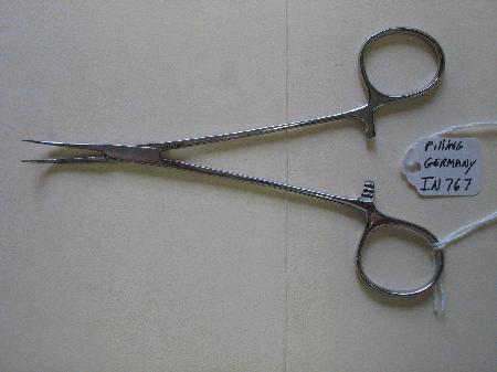 Surgical Instruments Forceps Mosquito Plasti-Stat®Hemostatic Forceps